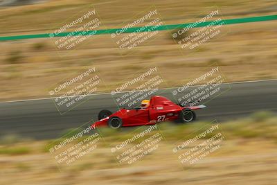 media/May-31-2025-CalClub SCCA (Sat) [[2c1a04e1ee]]/Race/Group 3/Turn 4b/
